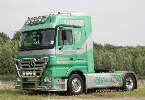 Actros V8