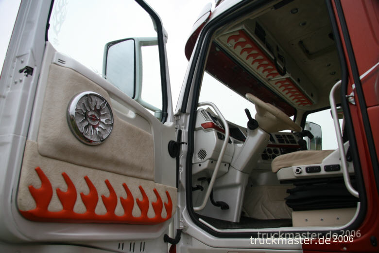 Volvo New FH