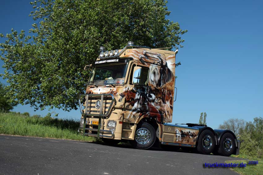Actros MPII V8
