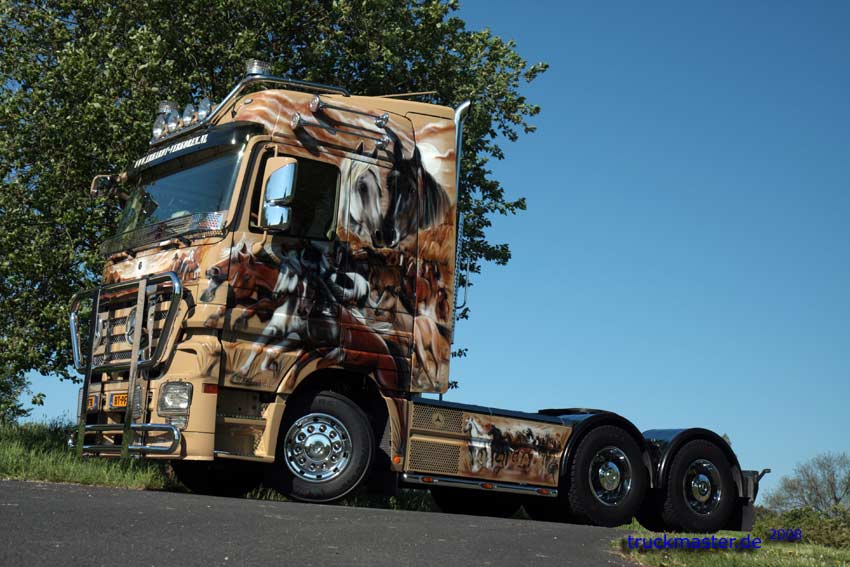 Actros MPII V8