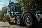 Actros V8