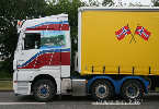 Actros V8