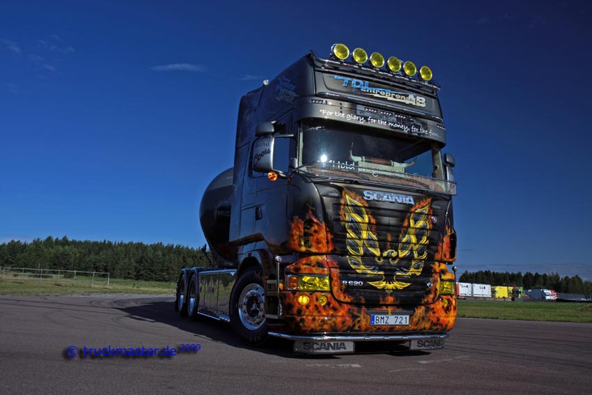 - V8 -